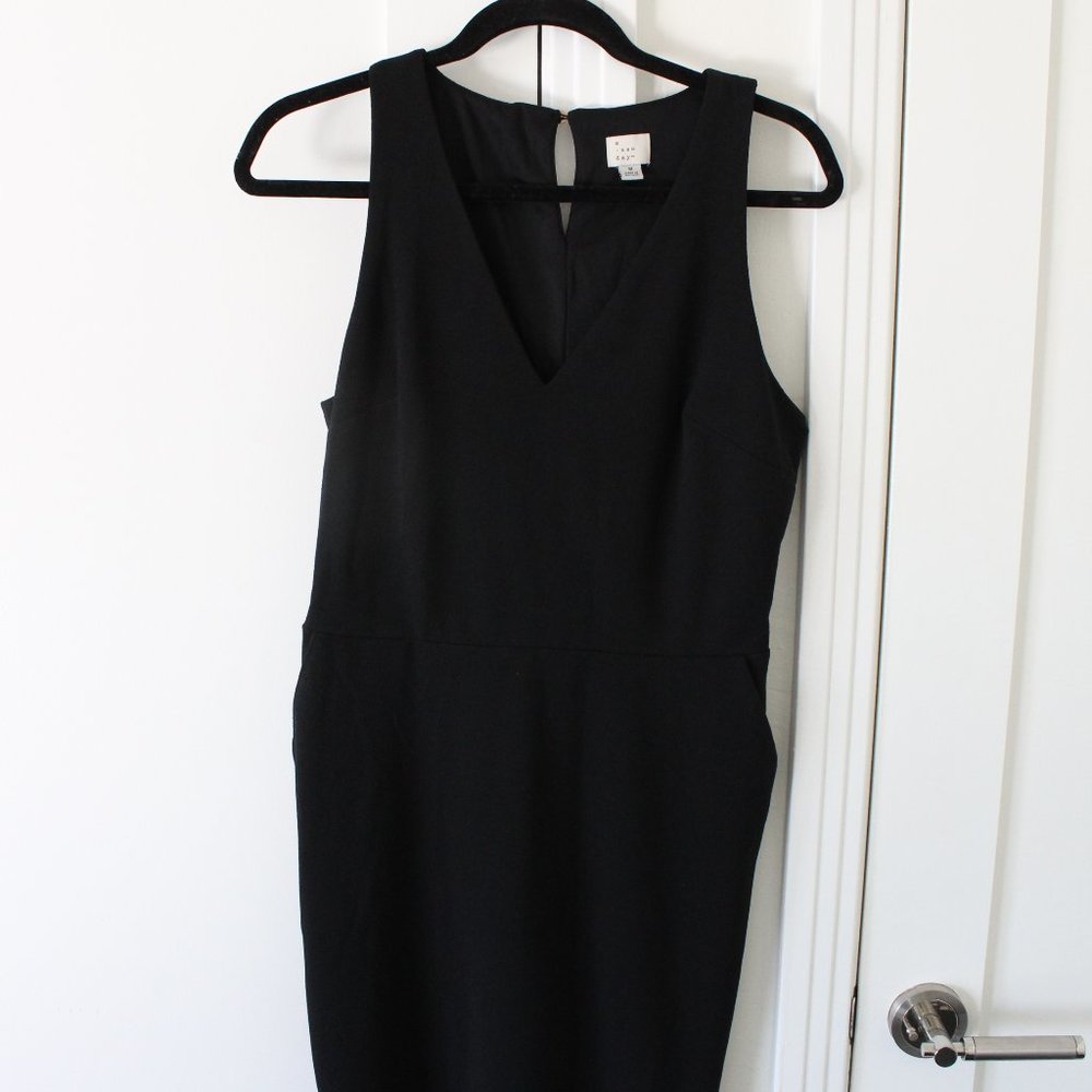 Casual Black Dress - V Neck